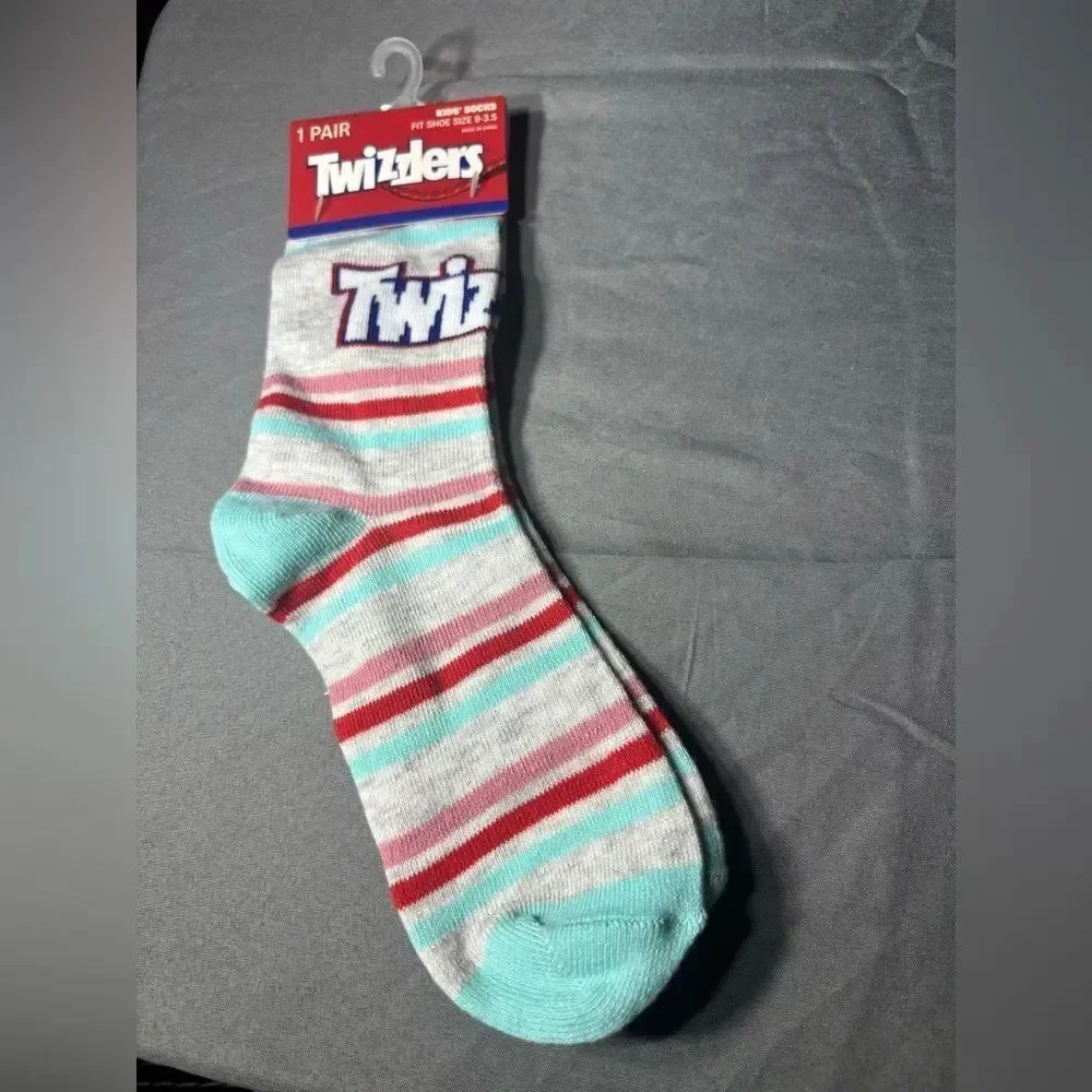 2 pc New Twizzlers Novelty Bundle NWT